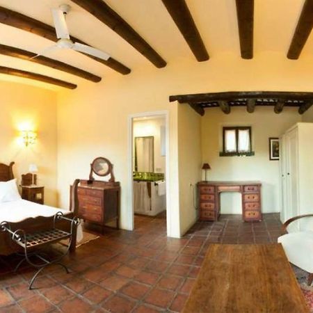 Hostal La Riera Torroella de Montgrí Eksteriør billede