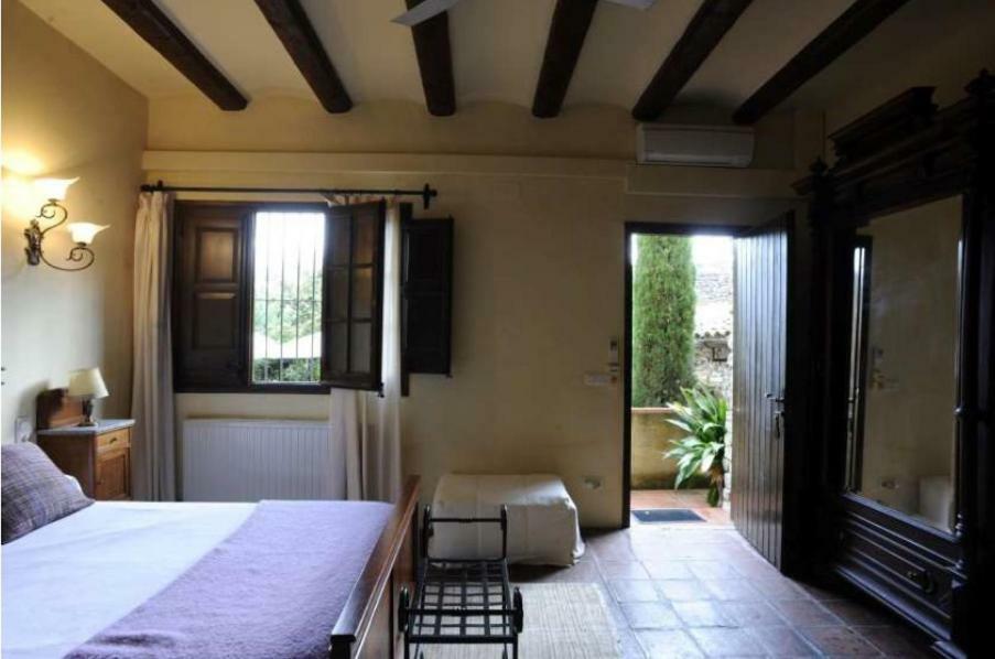 Hostal La Riera Torroella de Montgrí Eksteriør billede